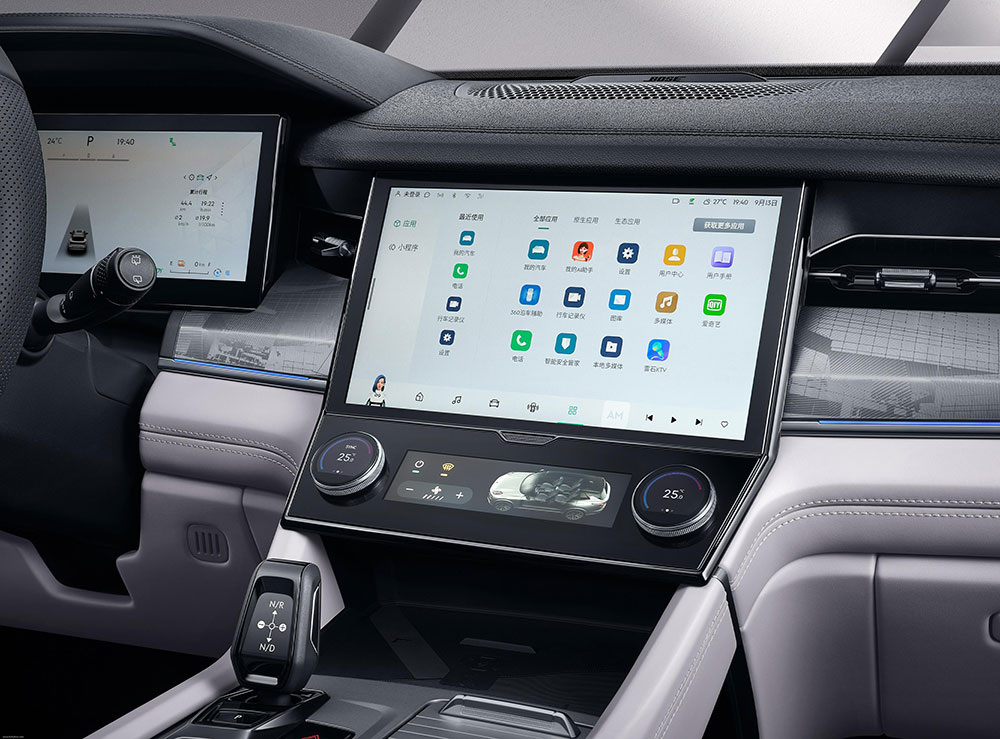 Lynk & Co 09